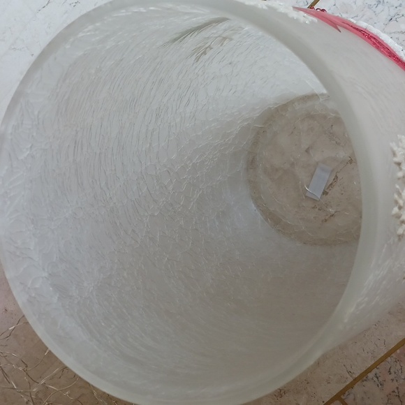 Vase 11" inch crackle glass /with cardinal,by Valeri/Qvc/w-drop In Lights - Picture 6 of 16